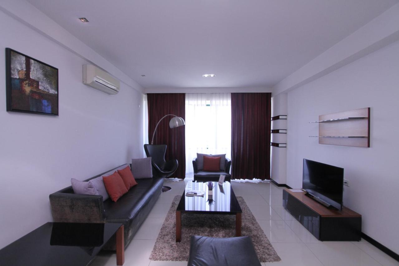 Likas Square - Kk Apartment Suite Кота-Кинабалу Экстерьер фото